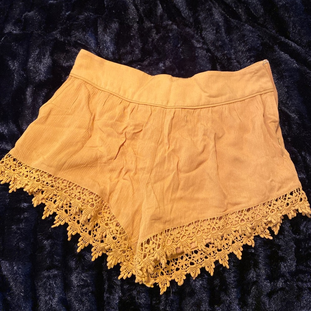 High wasted shorts